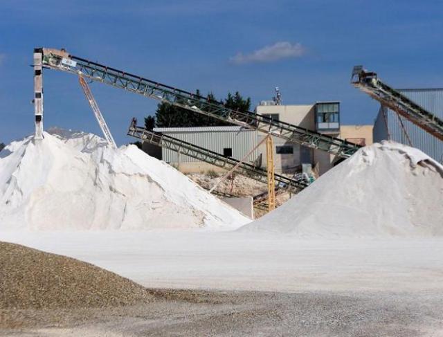 Ciclo do Calcário: Da Mineração ao Campo - Entenda Todo o Processo de Produção