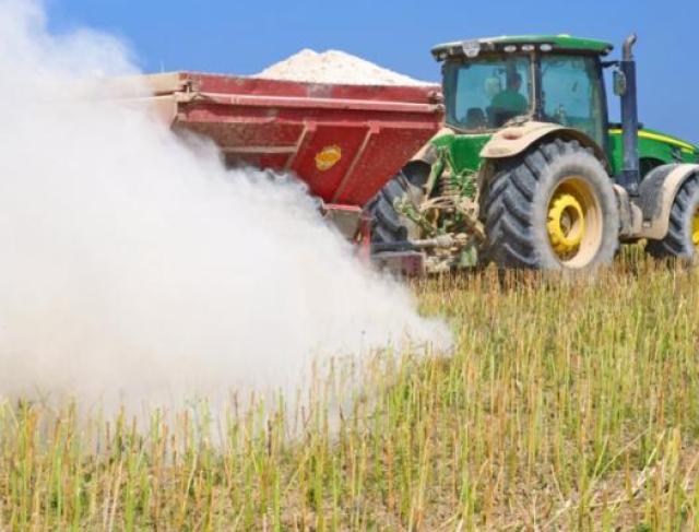 Distribuidor de Calcário em Unaí: Como Garantir a Qualidade e a Entrega do seu Insumo Agrícola